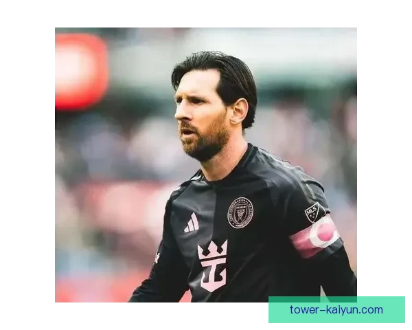 全球足球明星榜单更新，梅西领衔，赛季最佳球员争夺备受关注